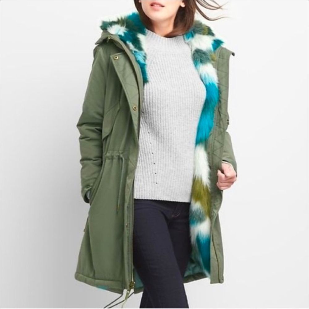 GAP Women's XS Olive Green Parka w/ Colorful Faux Fur Lining Hooded Winter Coat